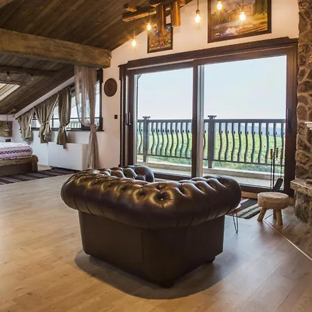 Penzion Chateau Erkech Kozichino